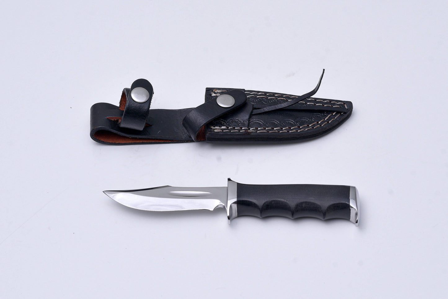 Shadow Fang– Hunting Knife
