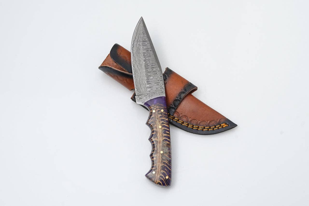Ironfang – Damascus Hunter Knife